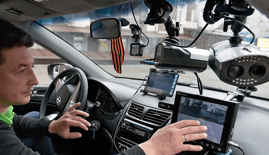 High-quality vehicle monitoring and surveillance equipment for enhanced fleet safety and management